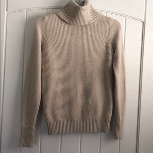 Banana Republic Turtleneck ribbed Sweater